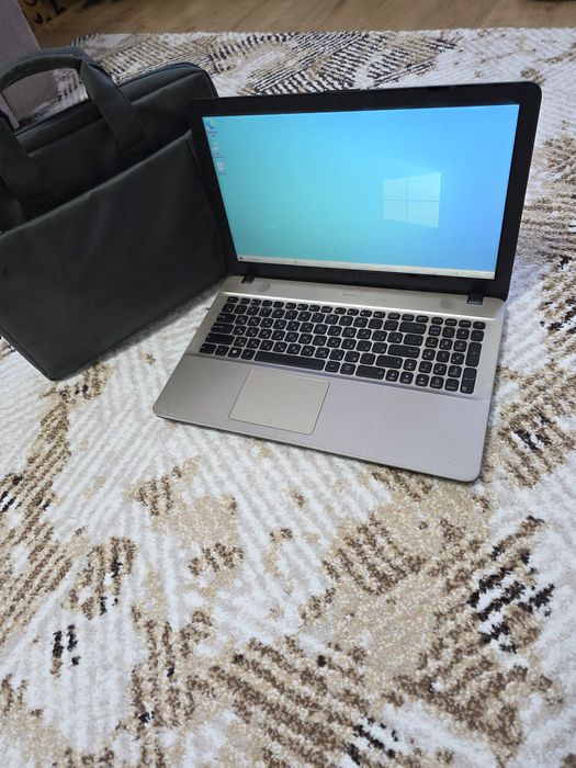 Ноутбук ASUS б/у
