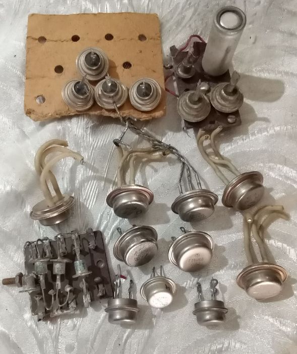 Продаются радиодетали