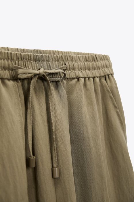 Продам спортивные штанишки от Zara