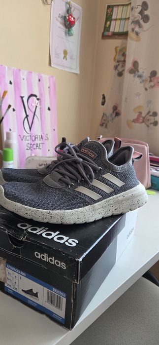 Като нови адидас 36 2/3 adidas