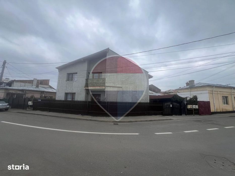 Casă 3 camere de vânzare în zona Tabacari