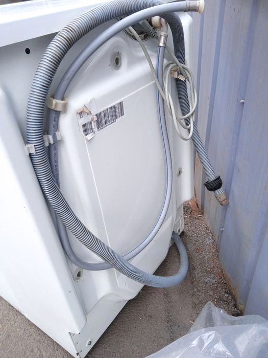 Продам машинку ZANUSSI