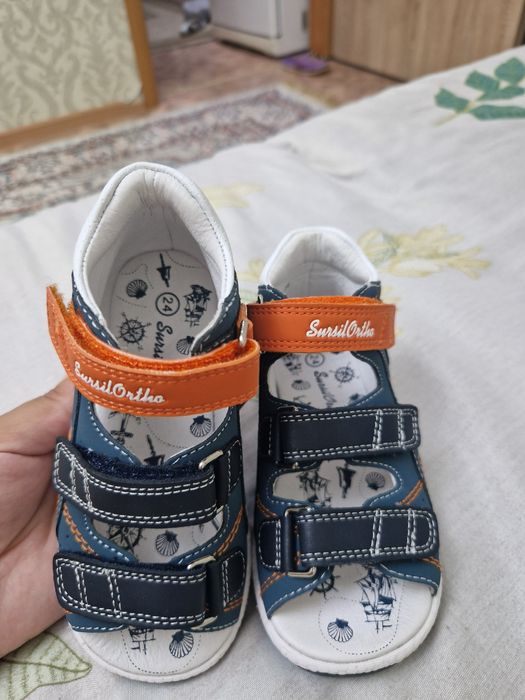 Продам сандалии на мальчика