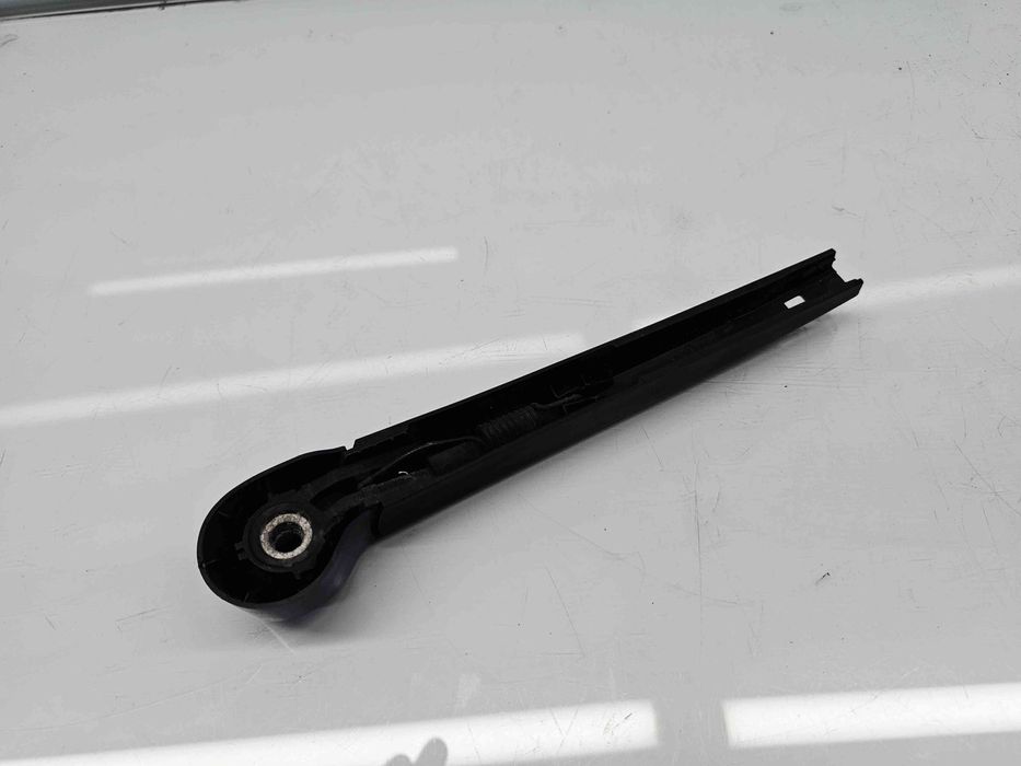 Brat stergator haion Volkswagen Golf 7 (5G) [Fabr 2014-prezent] OEM