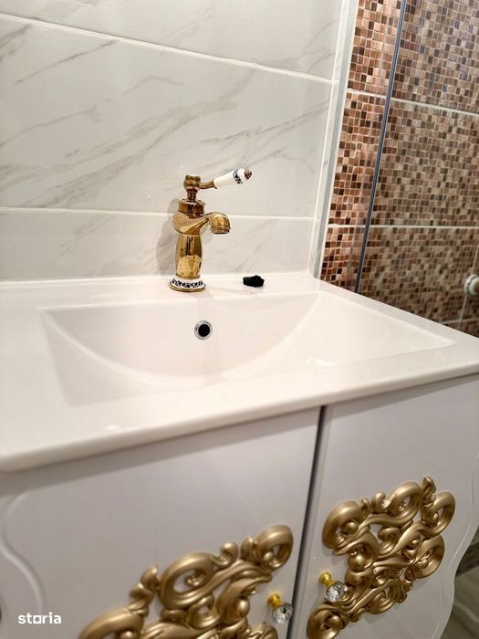 Apartament 3 camere decomandat+ curte-Oltenita Jud. Calarasi