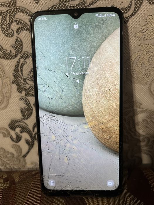 Продам самсунг а12 64гб