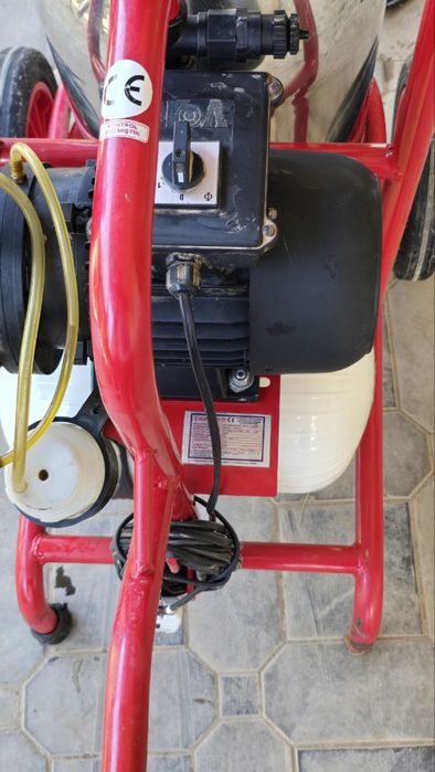 Yetuk va yosh gey porno