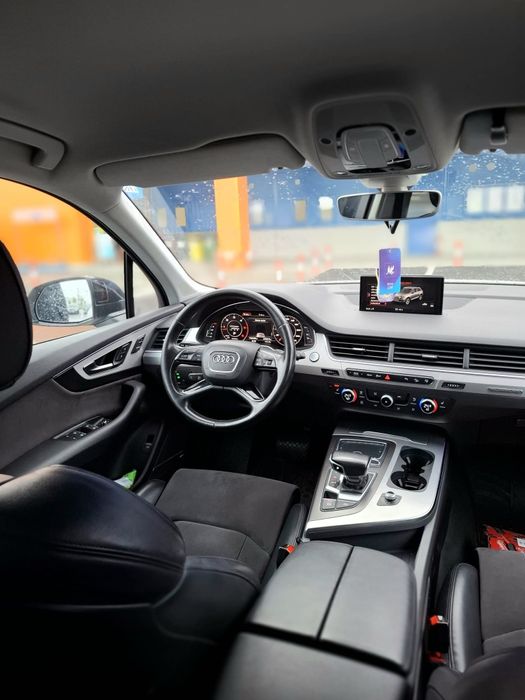 Audi Q7 3.0 tdi qattro,km reali fara variante S-line interior/exterior