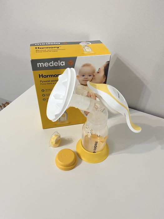 Нова Medela Harmony Ръчна помпа за кърма + Подарък