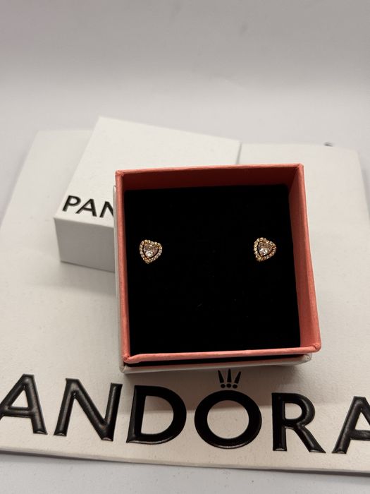 Пандора обеци Pandora