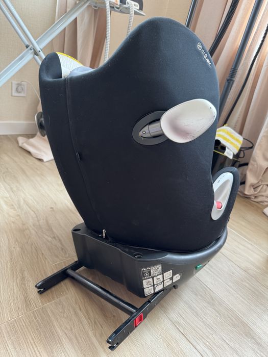 Столче за кола Cybex Sirona