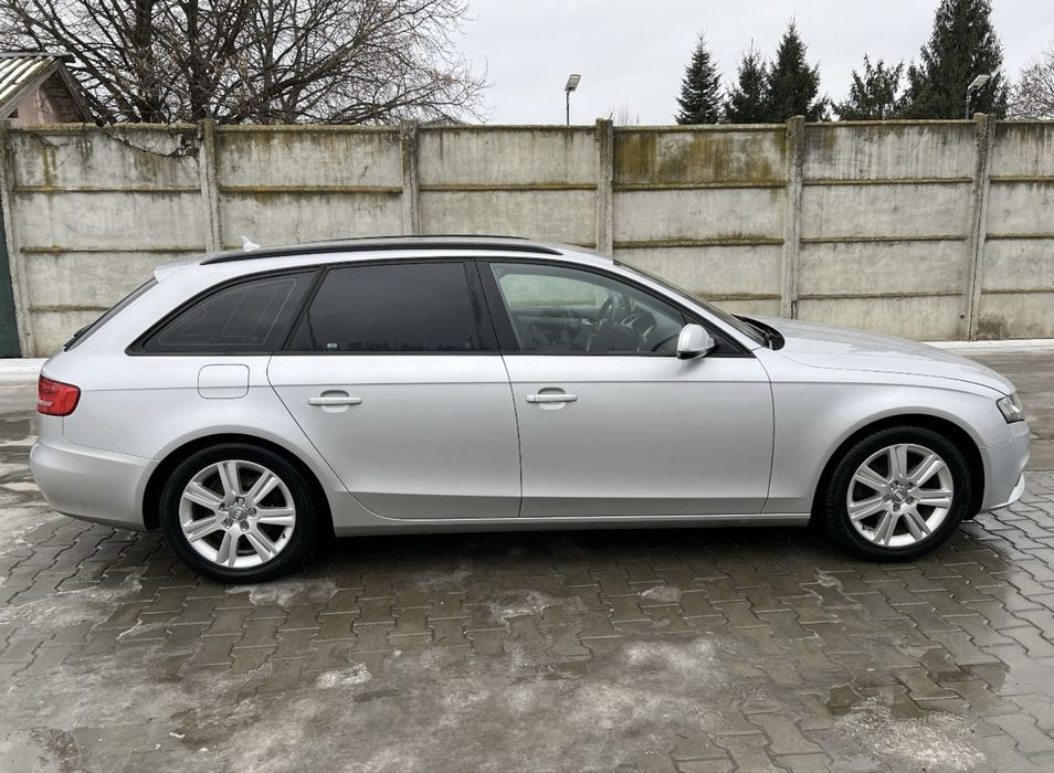 AUDI A4 Avant 2011 — imagine 3