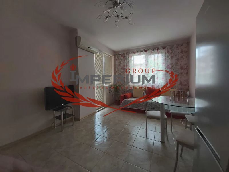 Дава се под наем Двустаен апартамент в Варна, Бриз - 60 кв.м за 484.5 € - Снимка #1