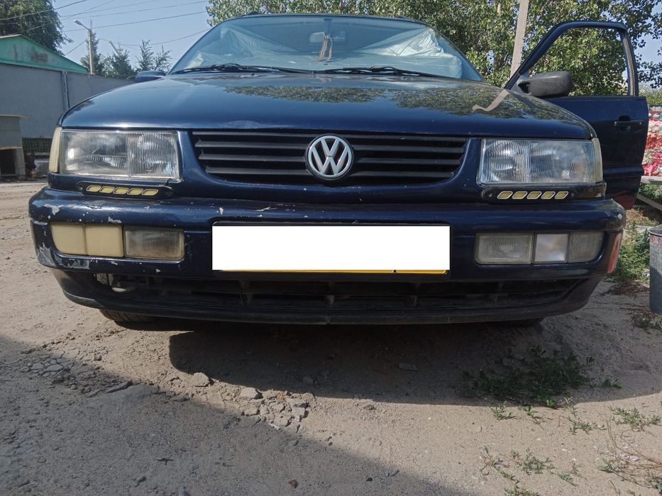 Продам Volkswagen Passat универсал улыбка