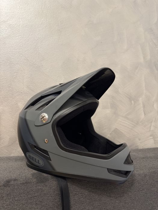 Casca Bell + cadou ochelari