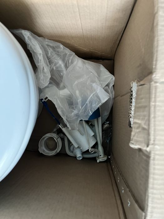 Унитаз в хорошем состоянии