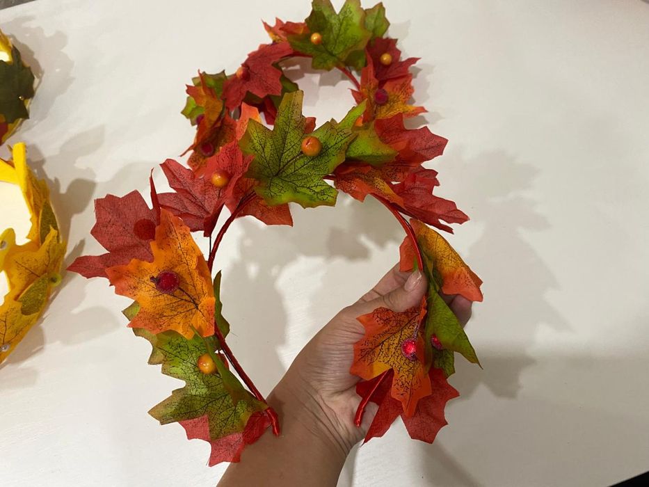 Продам короны на осенний бал