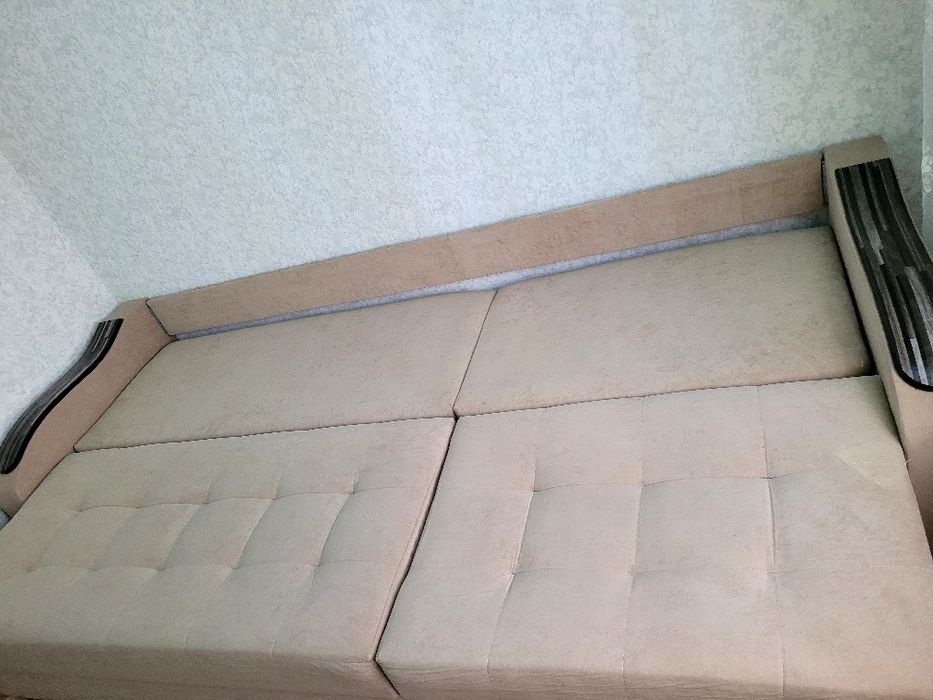 Продам диван 3 м