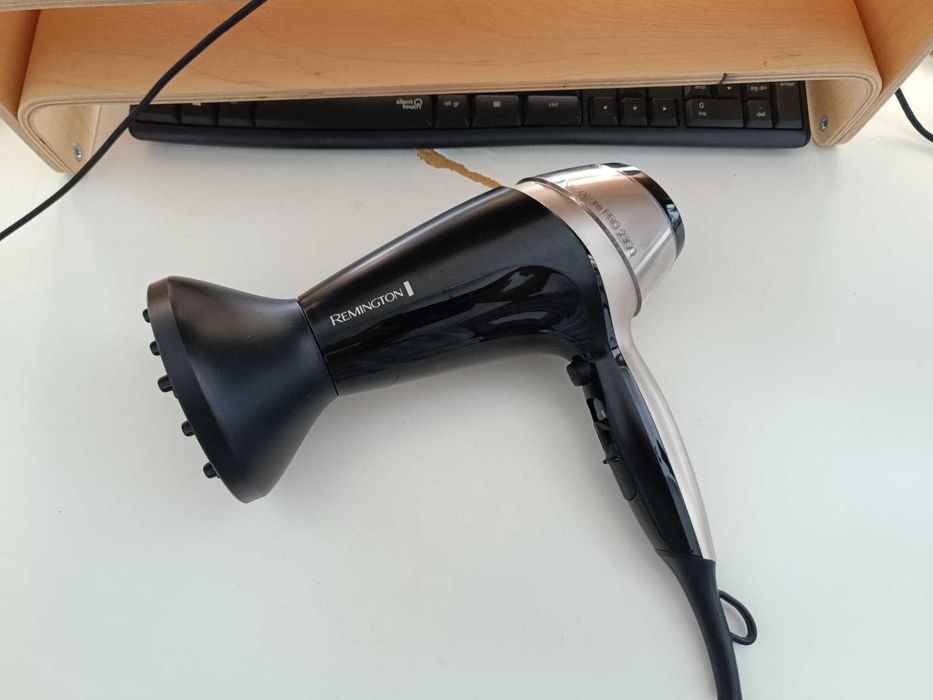 Urscător de păr Remington