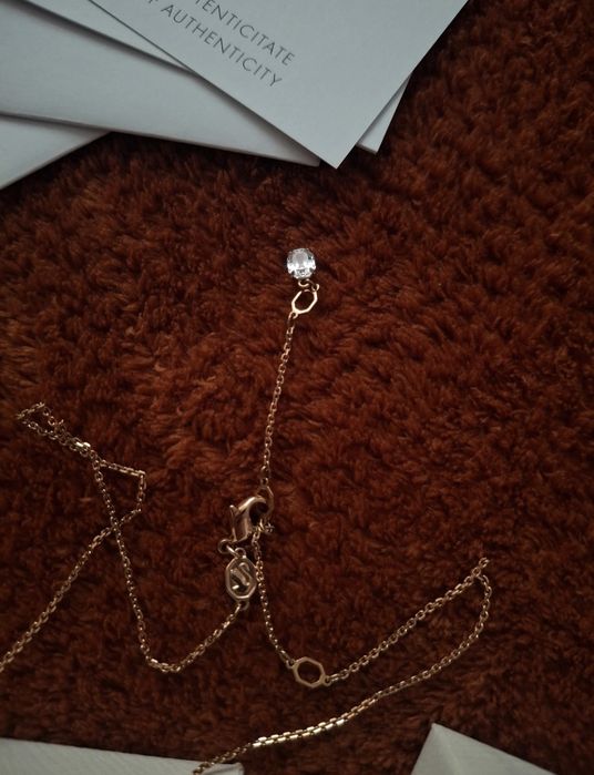 Set Swarovski, in stare foarte bună