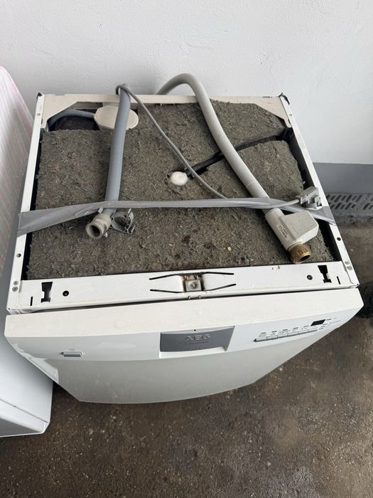 Masina de spalat vase AEG Favorit