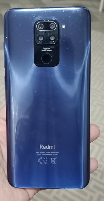 Телефон Xiaomi Redmi Note 9
