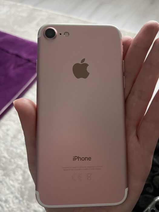 Продам Iphone 7. 32 Gb