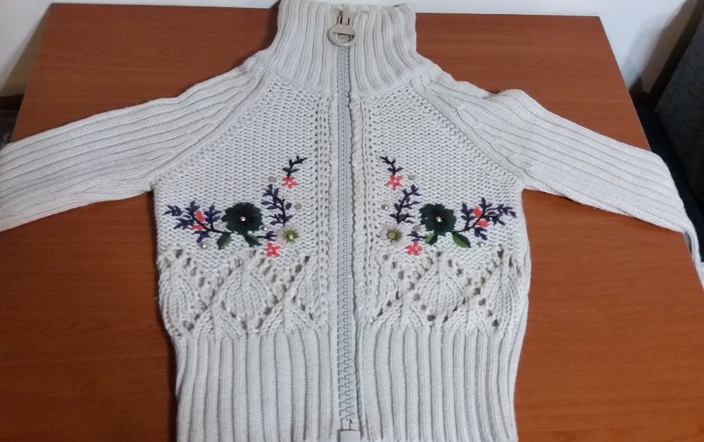 pulover damă cu fermoar, mărimea 40-42