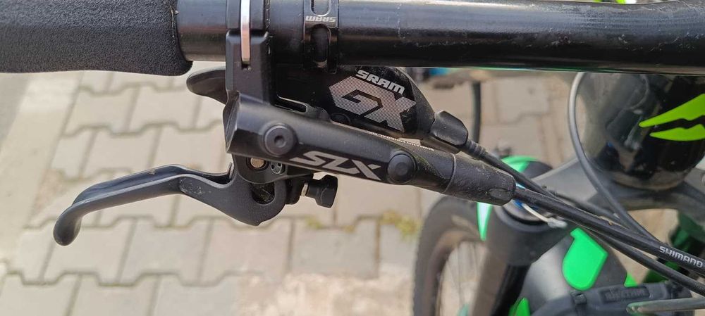 Bicicleta Merida Ninety-six (96) carbon full suspension