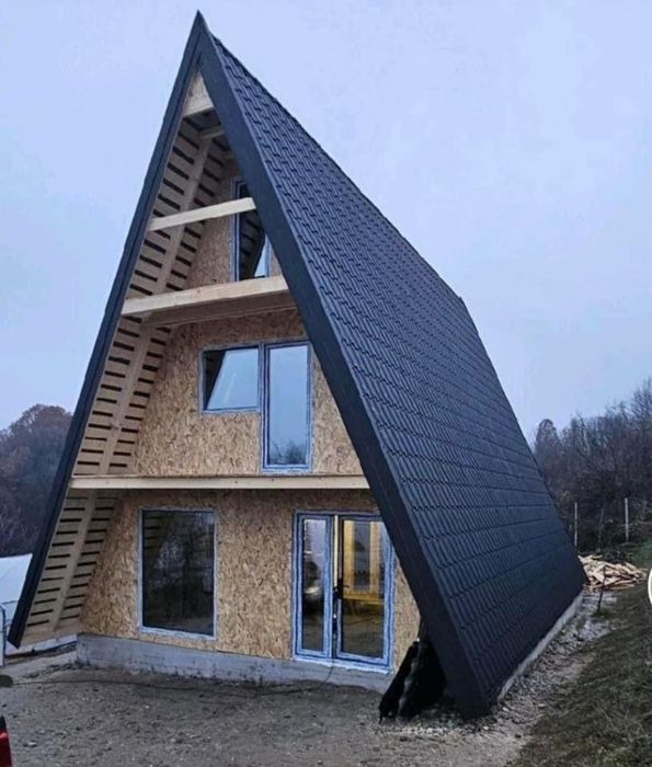 Construim case moderne pe structura metalica, cabane tip A,