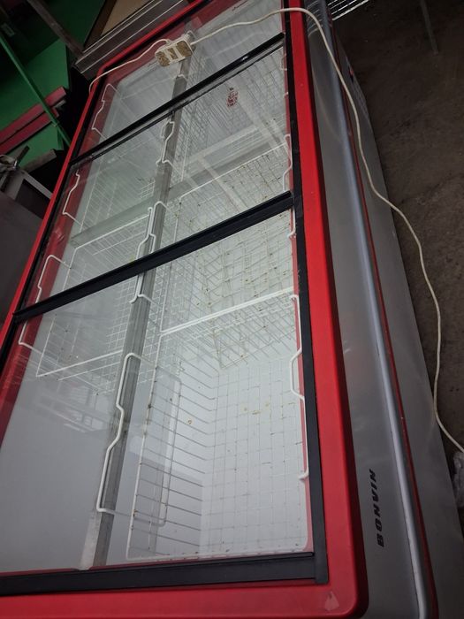 Морозильник продаётся