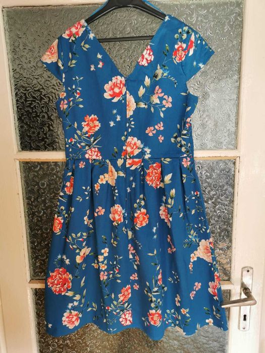 Vand Rochie Orsay albastra cu flori, marimea 40, pret 70 lei