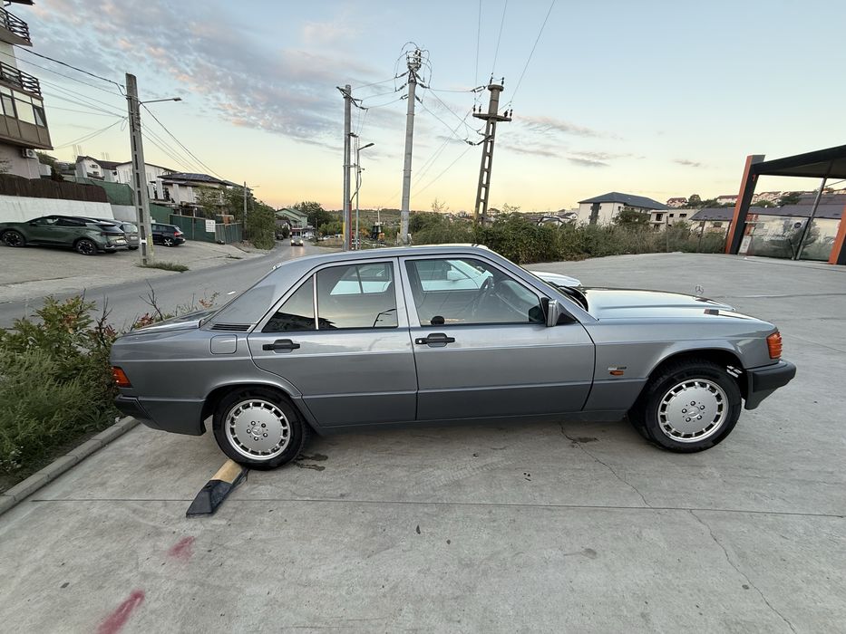 Mercedes 190E 2.0 W201 Japan (AC)