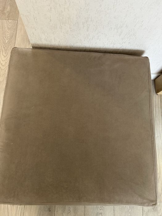 Продам пуфик удобный