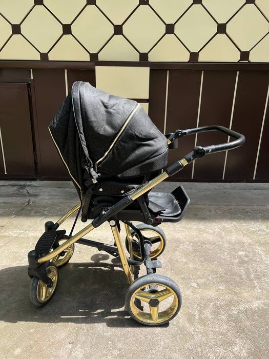 Коляска Adamex Reggio