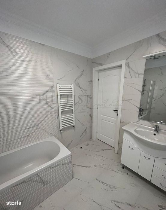 Pipera | De Vanzare Casa Cu 3 Camere Langa Lac