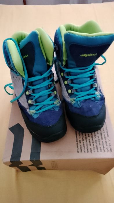 Детски ски екип р-р 128 см