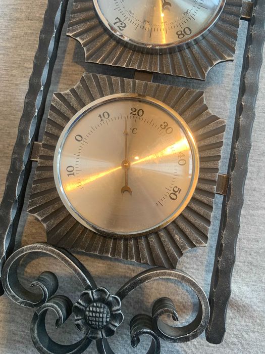 Барометър термометър влагомер