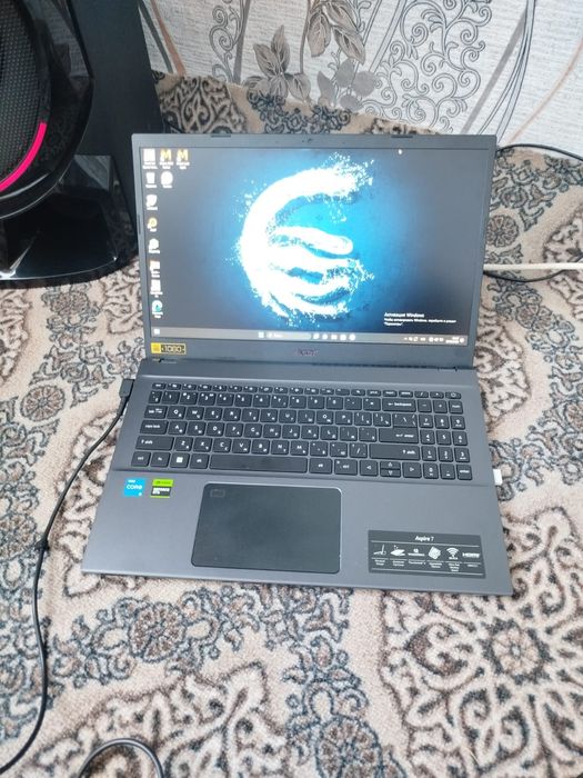 Продам ноутбук в отличном состоянии