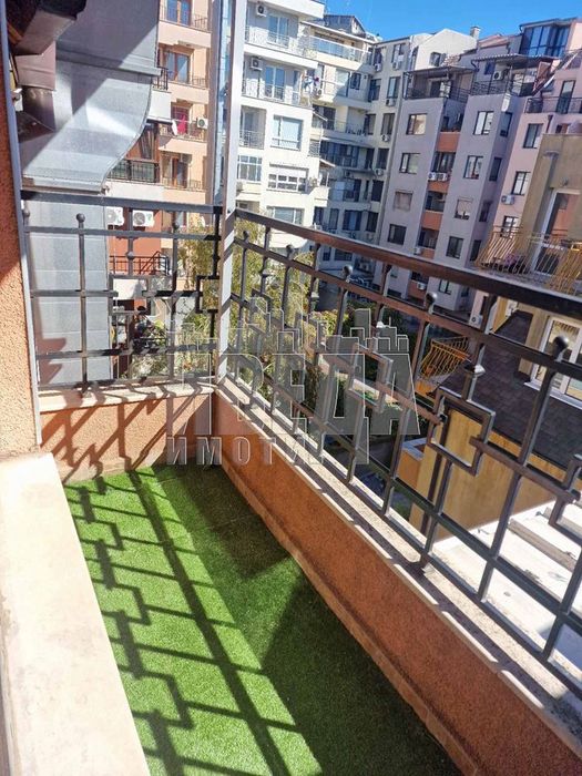 Продава се Двустаен апартамент в Варна, Зимно кино Тракия - 40 кв.м за 2575 €/кв.м - Снимка #7