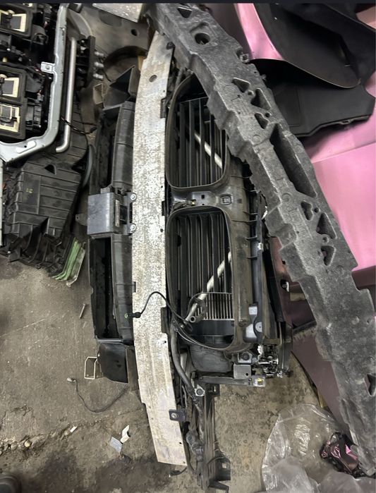 Spalator far bmw f10 f11 suport far bmw f10 deflector aer bmw f10 f11