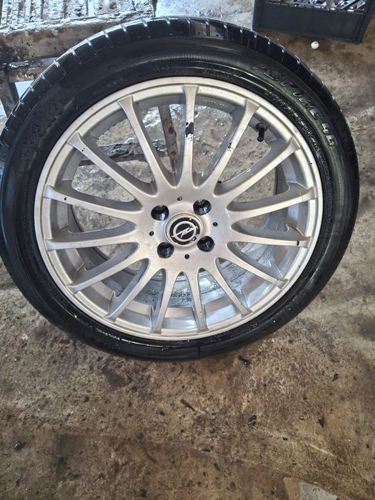 Vand Jante R17 cu tot cu cauciucuri 215/45 R 17