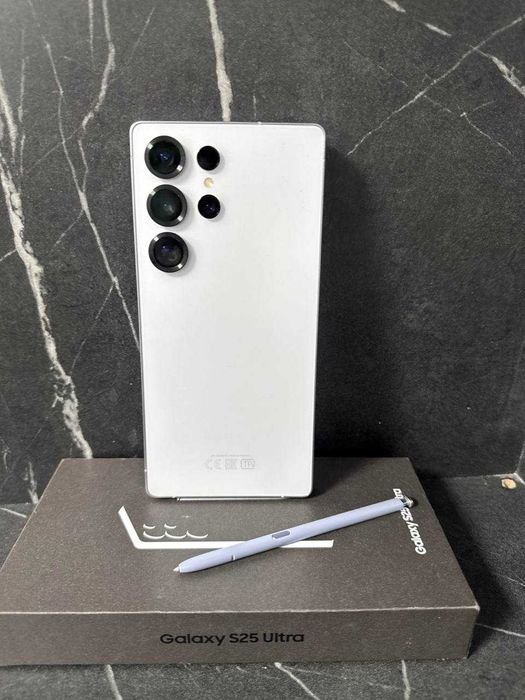 Samsung Galaxy S25 Ultra 256 Gb (Астана, Петрова 17)лот 122\8720