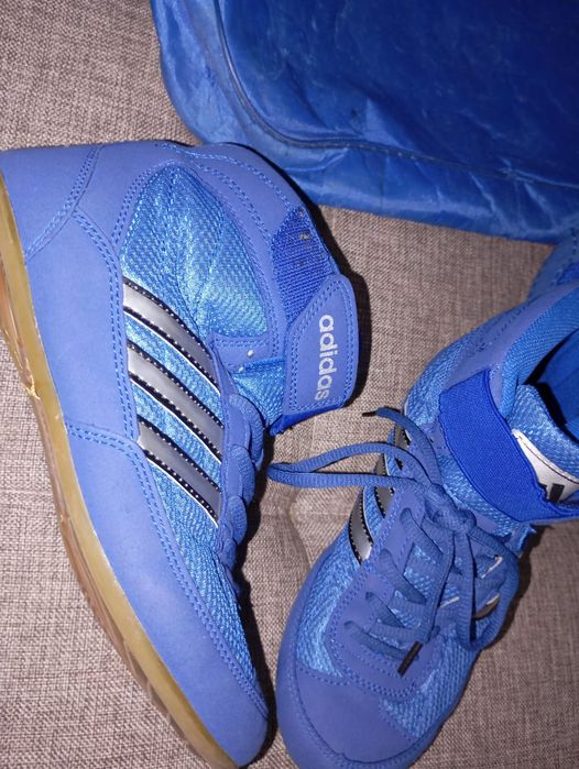 Продам берцы в отличном состоянии