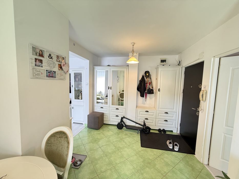 Apartament 3 camere decomandat, cartier Rogerius