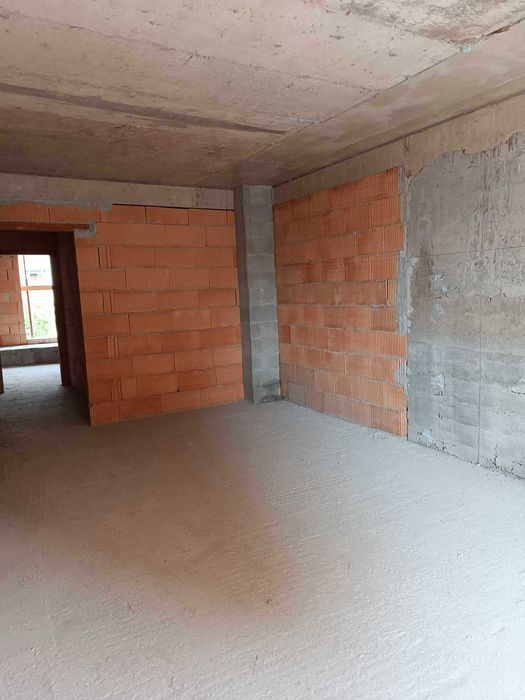 Тристаен апартамент Широк център 98 м2