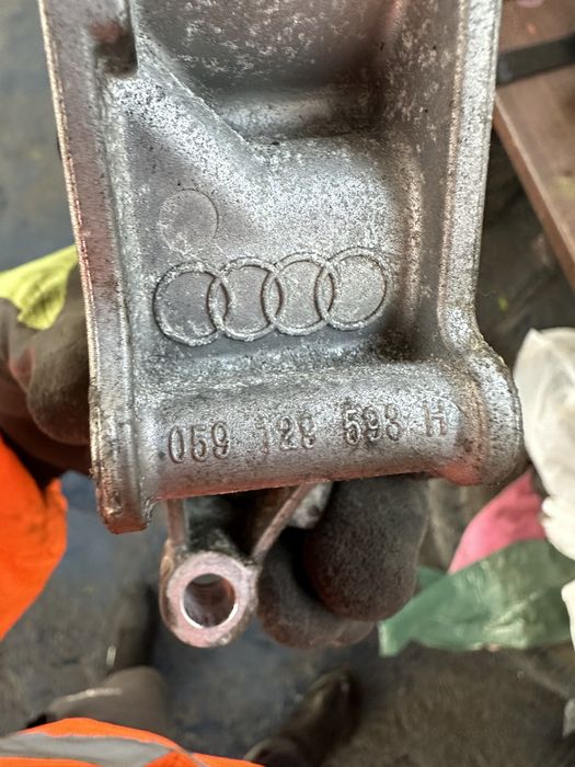Clapeta acceleratie audi a4 a5 a6 a7 q5 q7 touareg 059129593H  2.7 tdi 3.0tdi asb bmk cas cana cdya cama ccw cdu cla