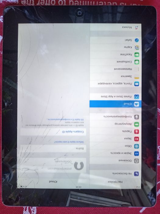 Продаеться IPAD 2, 3  на запчасти или востановление