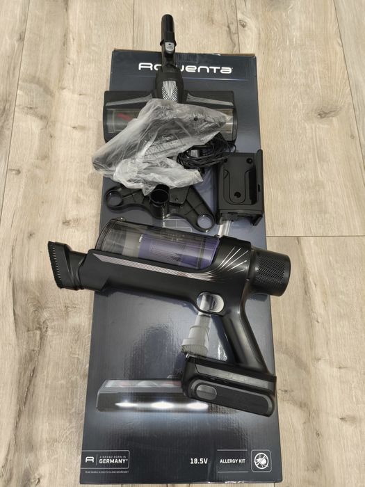 Aspirator vertical Rowenta X-Pert 7.60