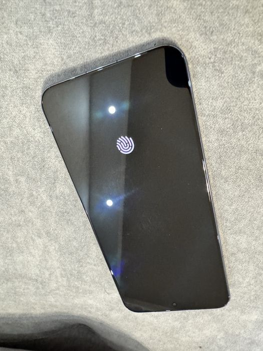 Honor  magic 7 black 12/256g